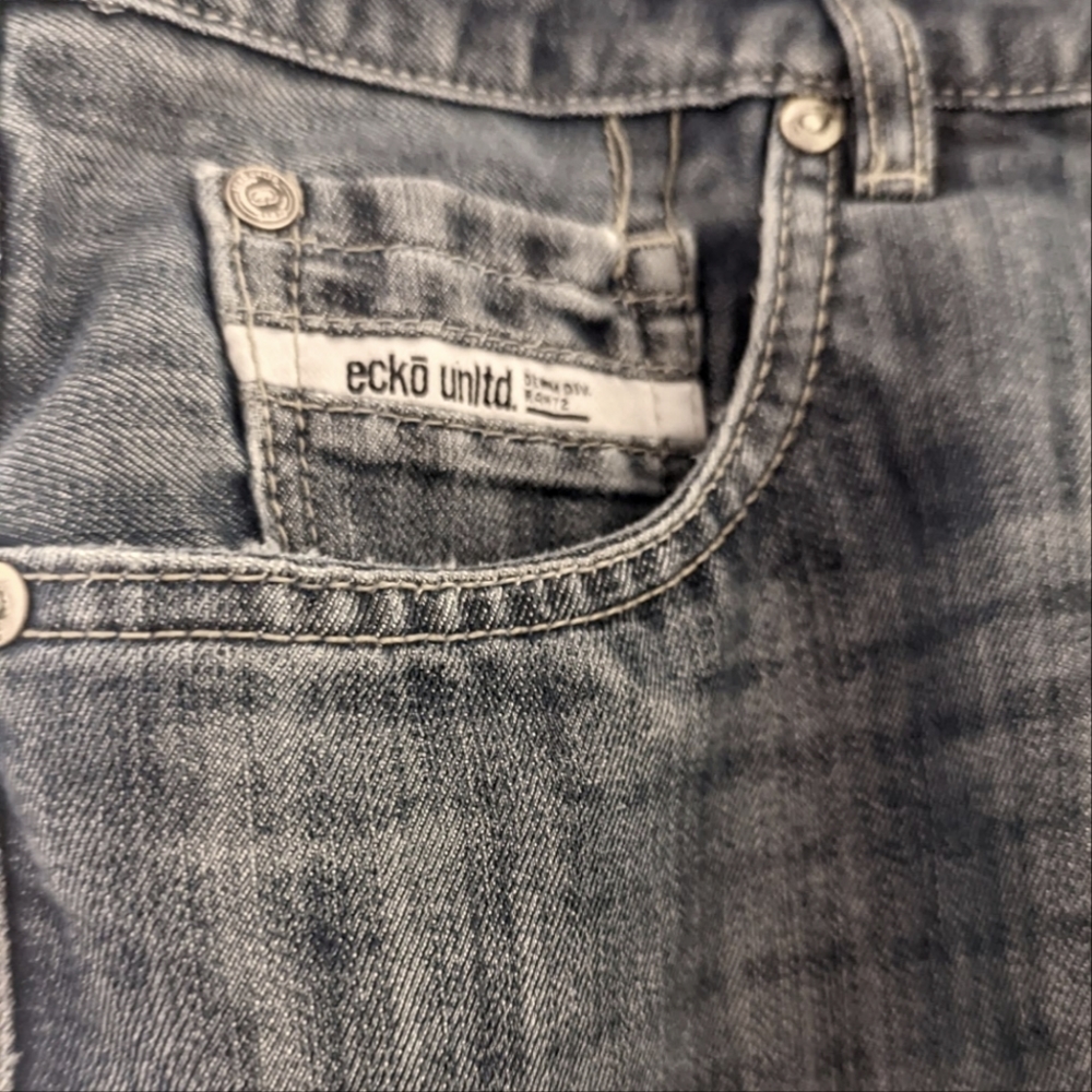 Marc Ecko men's jean shorts Sz 38
